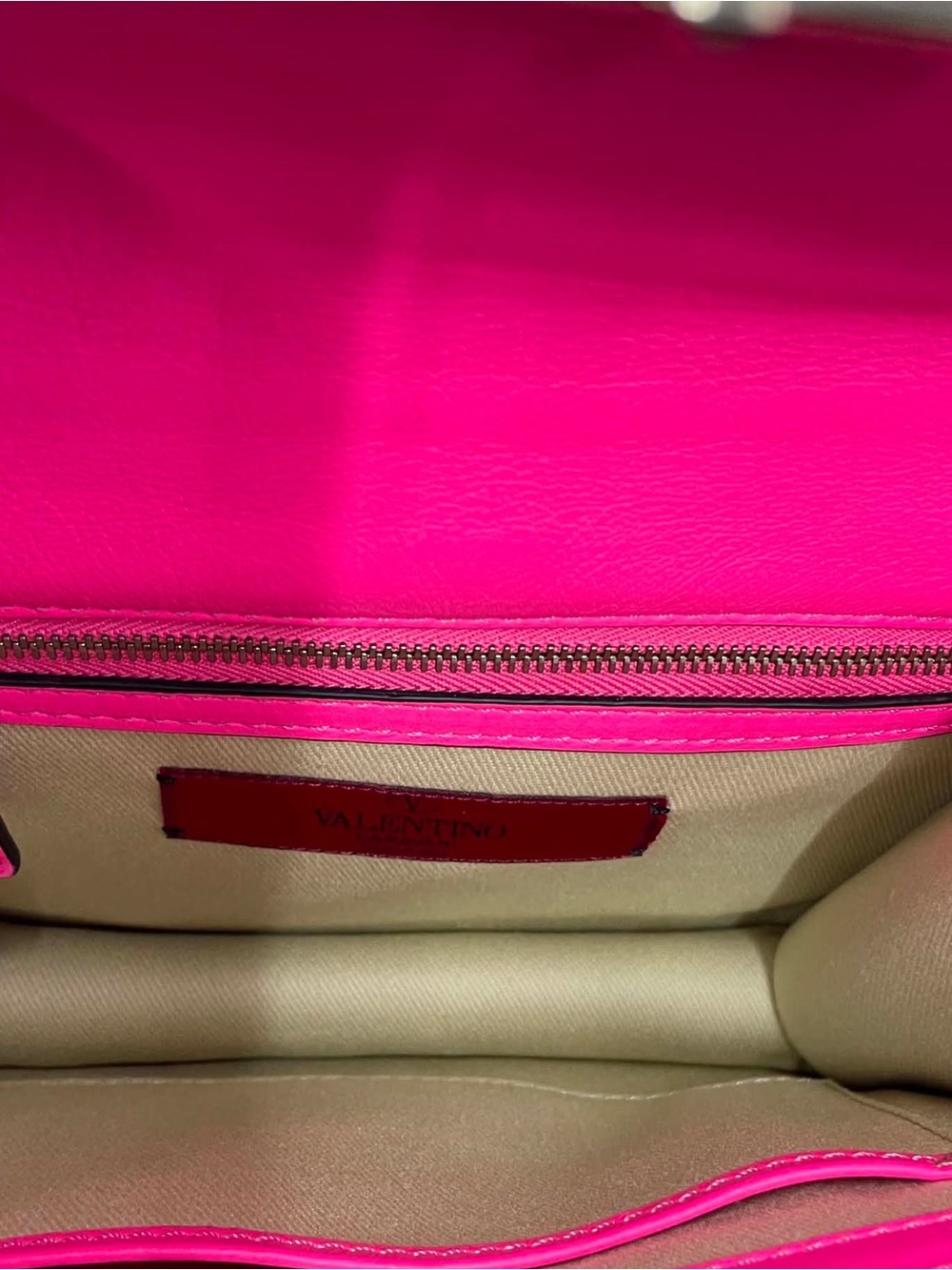 Valentino Garavani Hot Pink Studded Leather Crossbody Bag - Picture 11 of 11